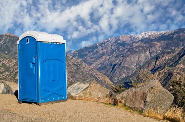 Best Portable toilet rental cost  in Shawano, WI
