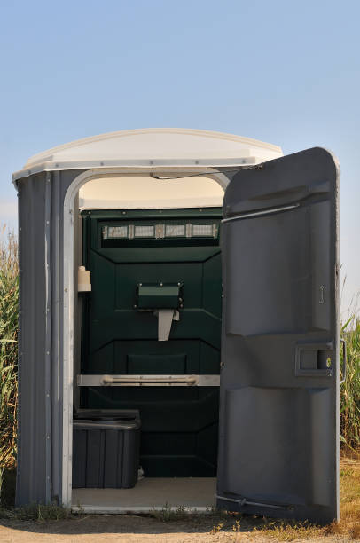 Best Event porta potty rental  in Shawano, WI